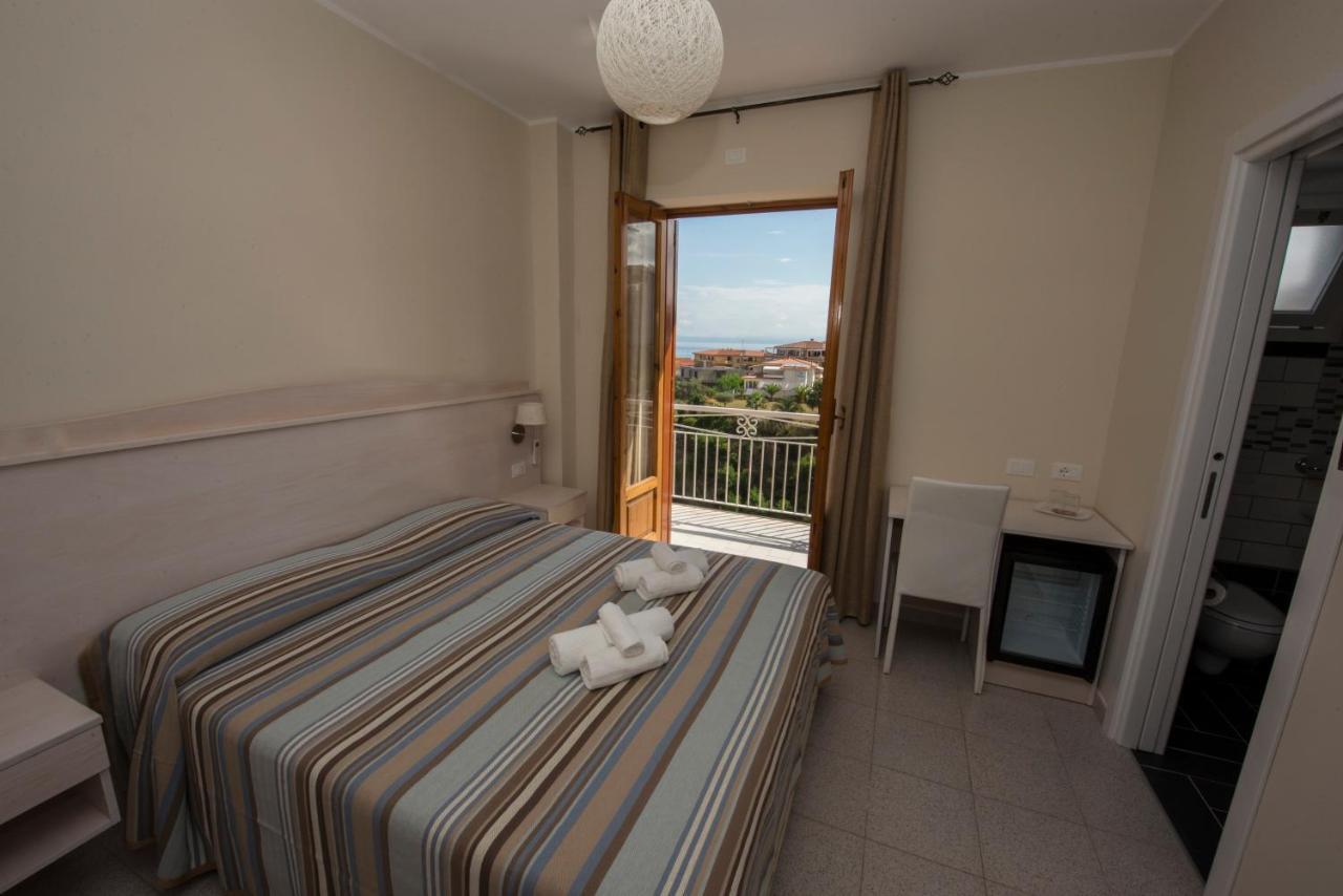 Donna Rosa Accommodation Tropea Exterior photo